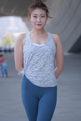 紧致到无法呼吸